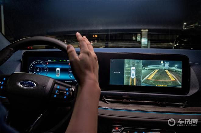15万级超智能合资SUV，福特领睿诚意十足、上下通吃！