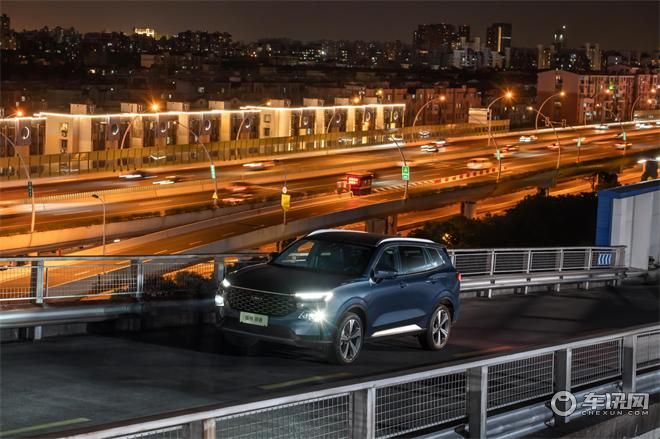 15万级超智能合资SUV，福特领睿诚意十足、上下通吃！