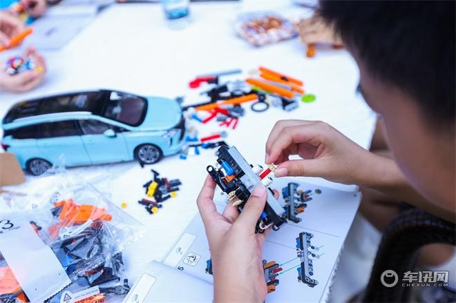 东风风行用场景定义汽车品类，风行游艇带来15万级家庭用车最优解