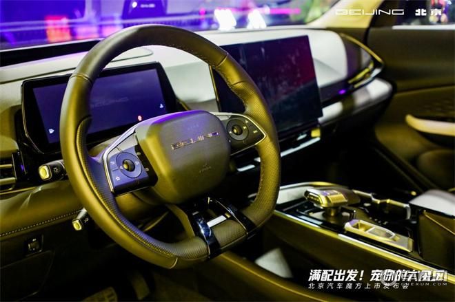 作为十万级满配SUV，北京汽车魔方完美诠释“年轻”定义