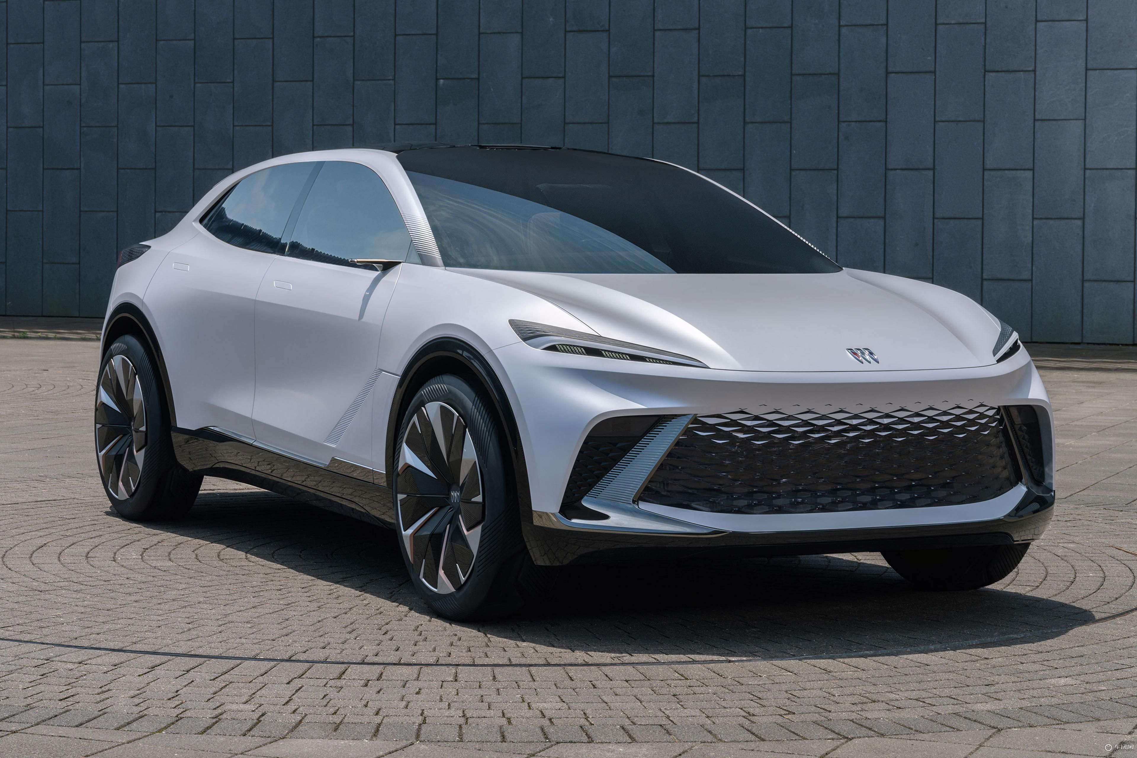 6k曲面屏奥特能平台别克electrax概念车将亮相成都车展