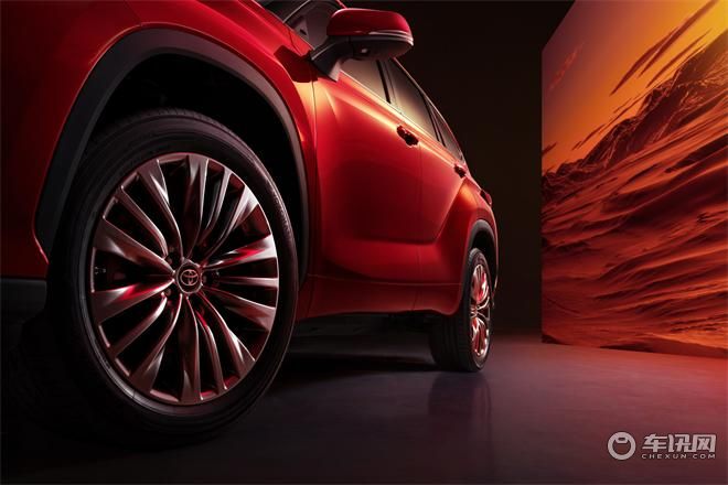 广汽丰田全明星阵容登陆蓉城，TNGA双擎混动成热门之选