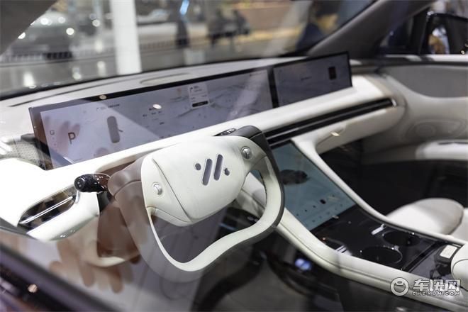 智己LS7登陆2023上海国际低碳智慧出行展览会