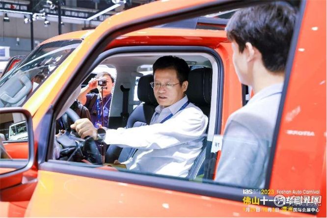 月圆车展至|2023佛山十一汽车嘉年华盛大启幕