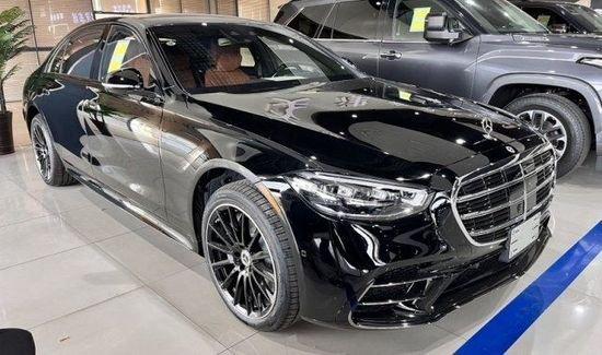 2023款奔驰S500加长版现车特价可分期