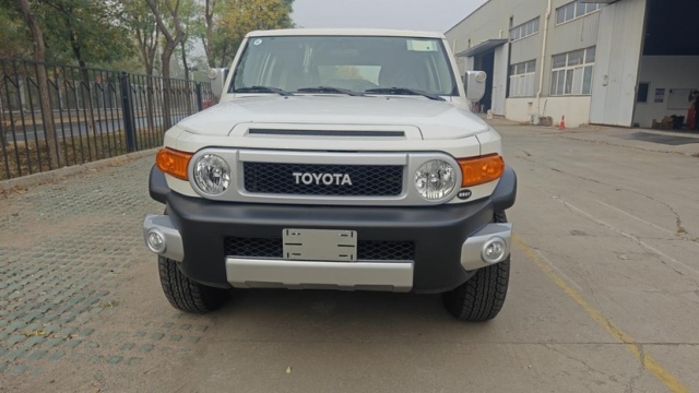 23款丰田酷路泽fj陕西最新行情西安最低报价44万起