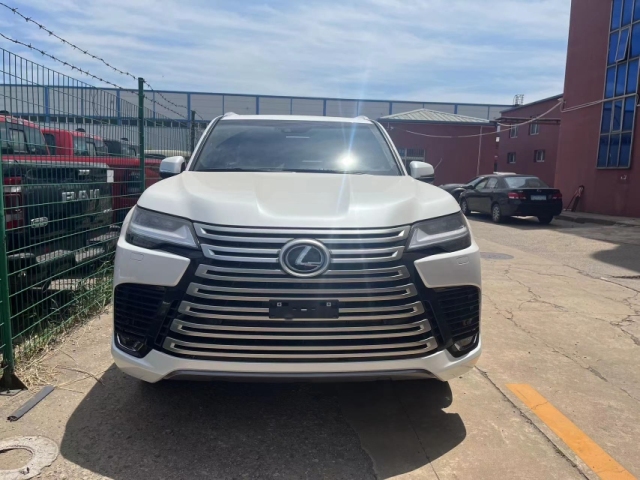 23款中东版雷克萨斯lx600陕西最新报价团购价优惠中