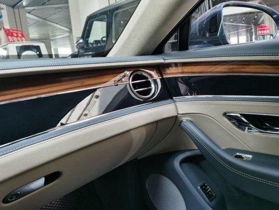 2023款宾利飞驰港口现车各种颜色各种配置优惠售全国