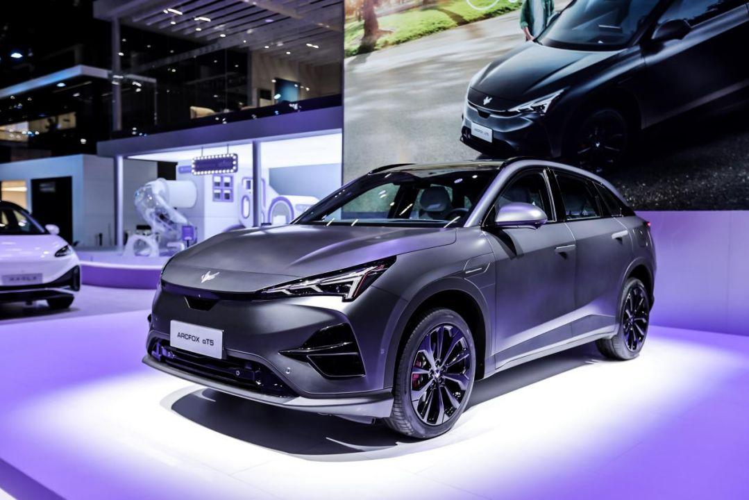 广州车展上的北汽战舰见证进化的力量