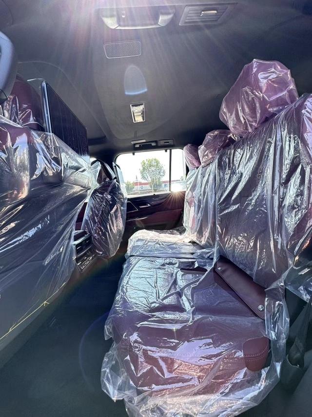 23款雷克萨斯LX500d柴油版港口福利价