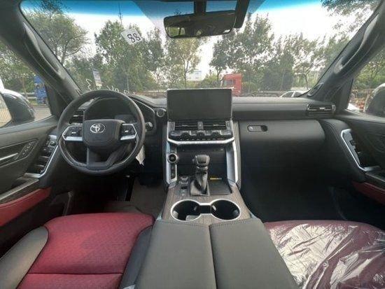 23款丰田酷路泽LC300VXR 最新配置报价介绍