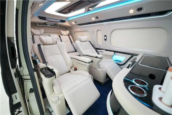 2024款丰田海狮9座蓝牌C照可开商务车