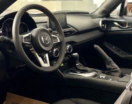 23款马自达MX-5平行进口现车促销27万起步全国可分期