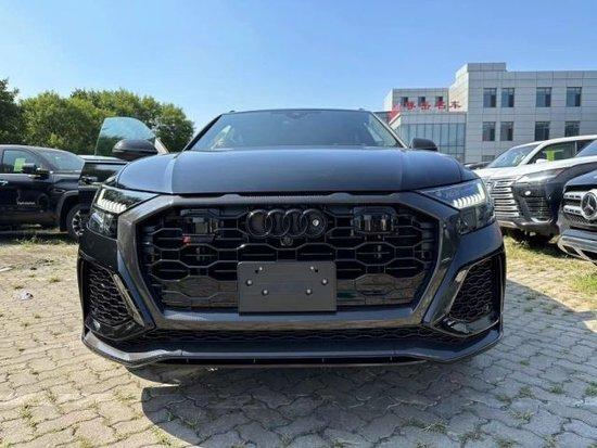 23款40t奥迪rsq8平行进口现车170来万