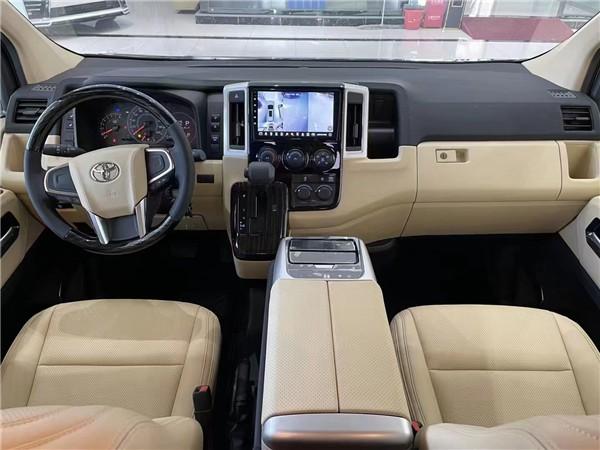 丰田海狮8座商务车报价 丰田海狮图片及配置