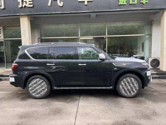 日产尼桑途乐阿曼达56大批量自吸v8现车70来万