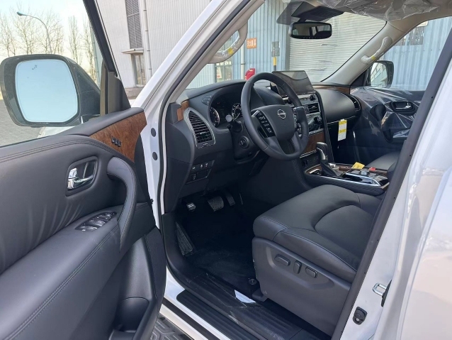 新款日产途乐阿曼达v8天津现车裸车价格72万起步-车讯网