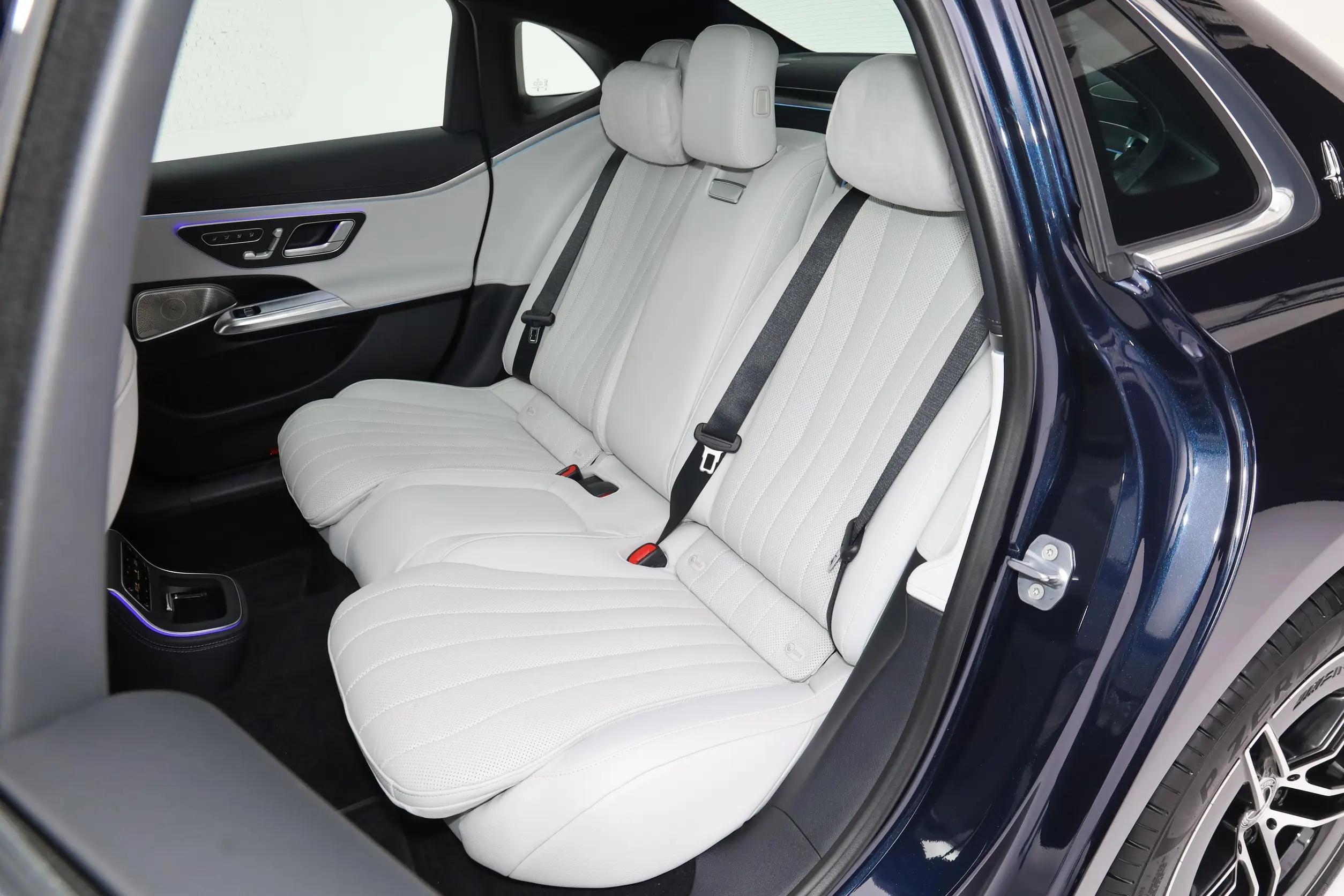 前方炸场高能2024款奔驰e260l e300l上市