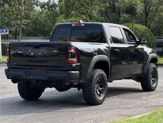 真正的硬汉皮卡23款道奇霸王龙6.2 越野巅峰