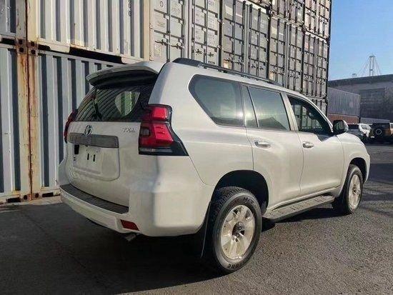 人的命树的影赫赫有名23款丰田霸道2.8T现车46万都用不上