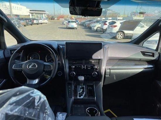 顶级商务车 2023款雷克萨斯LM300特价120余万