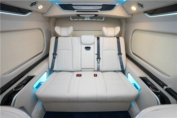 2024款丰田海狮7座现车42.8万钜惠