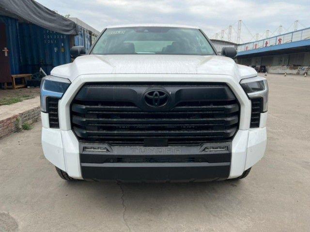 23款丰田坦途35tt混动版皮卡直营40余万交车