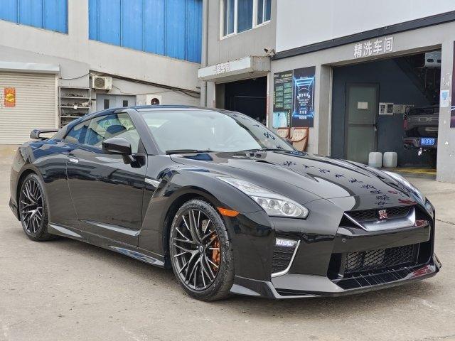 23款日产GTR 传奇战神在现江湖 天津港168万可谈