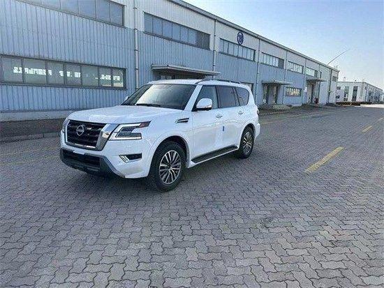 2023款阿曼达尼桑途乐5.6L现车手续齐全