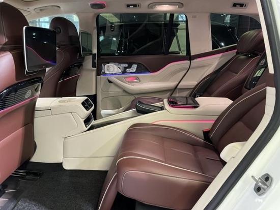 奔驰GLS450升级1：1改装迈巴赫版GLS600价格