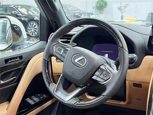 2023款雷克萨斯LX600年底特惠138万可提车还可分期购车更多优惠