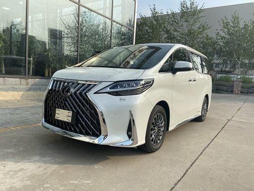 2023款雷克萨斯LM300h 内饰奢华精选商务车