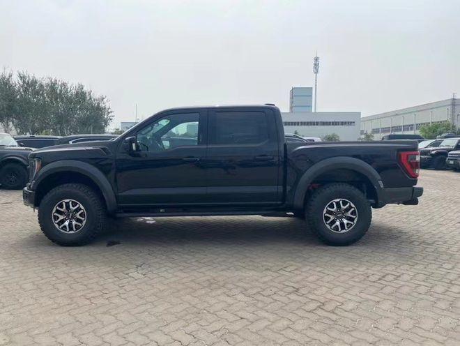 2023款福特猛禽F150 专业皮卡极致挑战