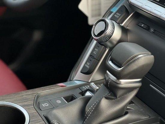 2023款丰田酷路泽LC300VXR 港口最新成交价