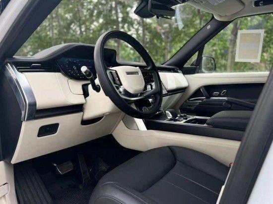 23款路虎揽胜4.4T创世加长价格疯狂直降