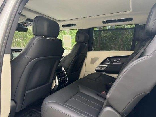 23款路虎揽胜4.4T创世加长价格疯狂直降