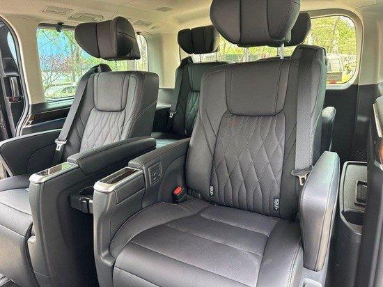 23款丰田格兰维亚汽油柴油现车底价优惠