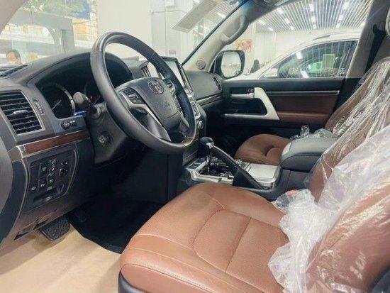 国六B环保丰田酷路泽5700天津港标配131万可分期全国上牌