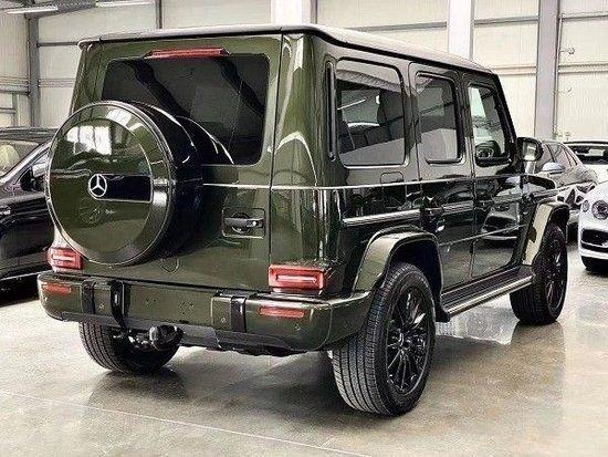 2023款柴油版奔驰G400d 现车手续齐16X万落地