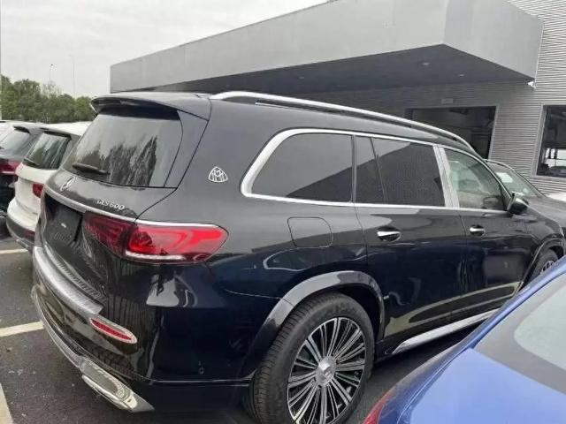 2024款奔驰迈巴赫gls600奢华suv市场的翘楚