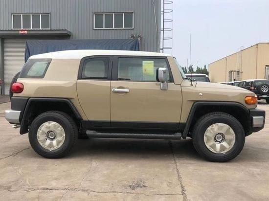 23款丰田酷路泽fj中东版4.0t热销 47万起