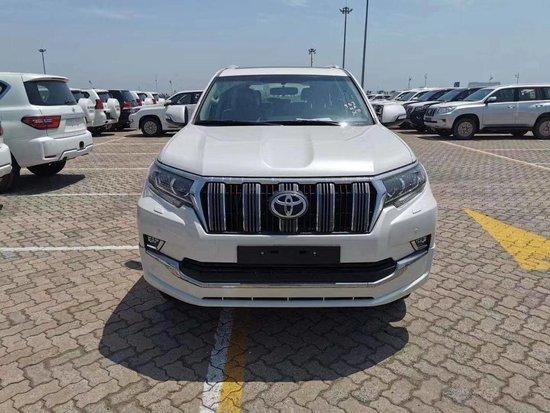 2023款丰田霸道4000最经典越野车性价比极高