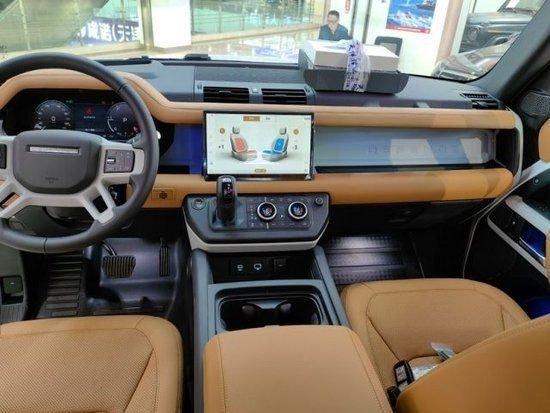 23款韩版路虎卫士 110 四门 3.0T 柴油