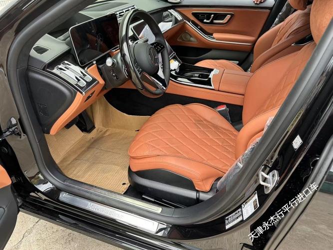 23款美规奔驰S580 4.0T V8黑/棕 4.5度后轮转向报价及配置简介