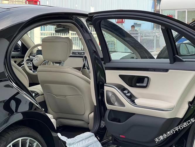 2023款奔驰S500四驱长轴3.0T 435马力现车热卖报价125万