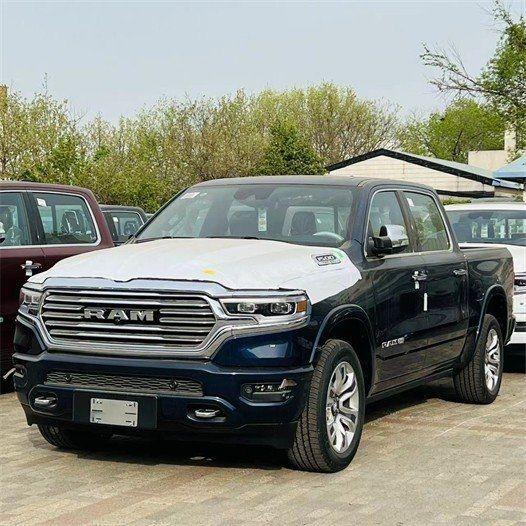 道奇公羊长角号囊括了豪华汽车该有的所有配置