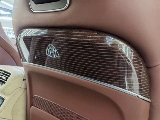 23款奔驰GLS580美规黑银双拼 全国上牌没有消费税