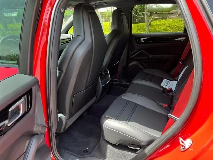 保时捷卡宴30t港口售价最新行情85万