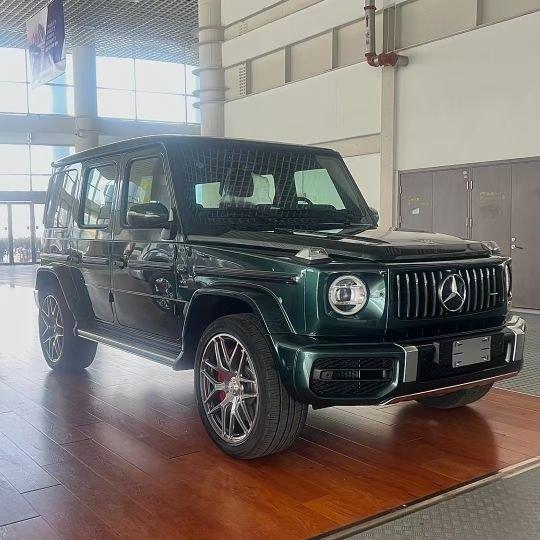 23款奔驰G63韩规版4.0T双涡轮极致越野车强劲动力配置高