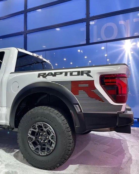 全新24款福特猛禽R F150皮卡5.2T港口现车行情
